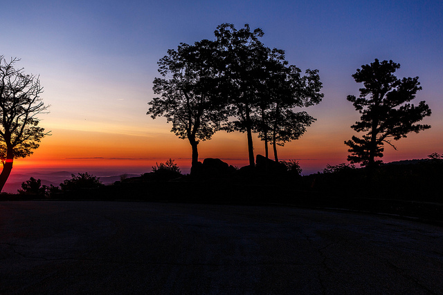 Skyline Drive is a scenic locale that provides hiking routes and breathtaking views. The area features unique eateries for couples to visit before heading home.