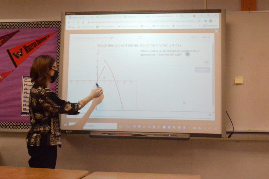 Math teacher Veronica Moldoveanu explains a concept to her students on Sept. 24.