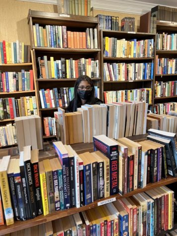 Junior Siddhi Surawkar browses books at The Lantern, an indie bookstore located in D.C., offering not just books but vinyls and CDs as well. The city is home to a variety of indie bookstores, each charming and unique in their own ways. 