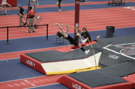 Rosen clears 13’7” at the Walter Bass High School Invitational at Liberty University on Jan. 14. Photo used with the permission of Elias Morrad.