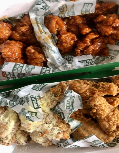 The garlic parmesan, plain, mild and mango habanero wings can be ordered in Wingstops boneless meal deal for $19.71. 