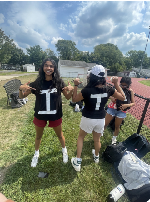 Seniors Ishita Thatvarthi and Ananya Bitra wear matching shirts while participating in the annual Senior Panorama on Aug. 29 
