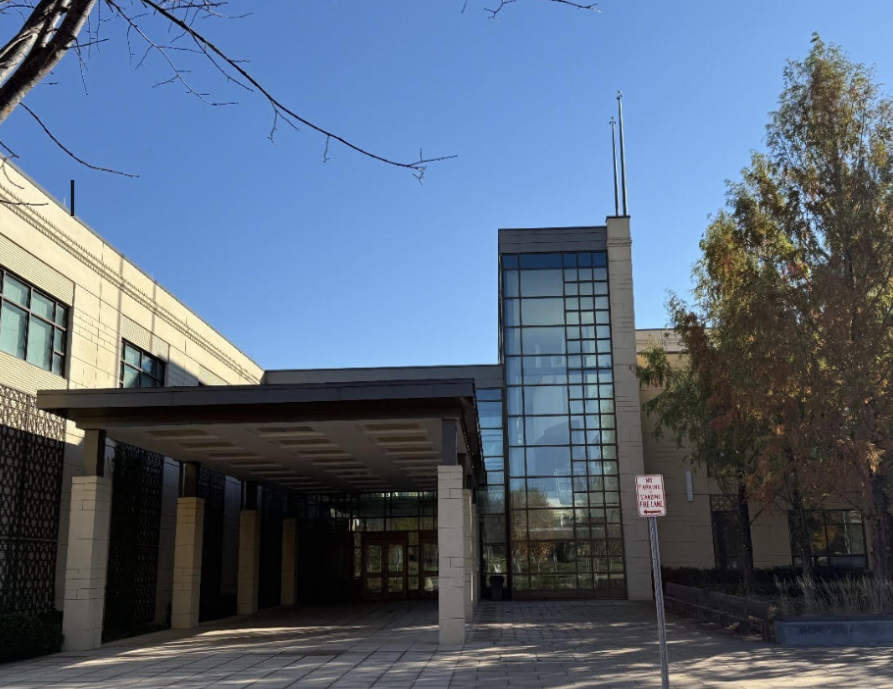 On Nov. 8, 2025, the front entrance of Skyview High School sits under a clear blue sky with a view that helped inspire the school's name. When looking up at the sky from the entrance, airplanes can be spotted due to the school’s proximity to Washington Dulles International Airport. Photo by Ariya Lee. 